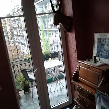 Apartment 3 Bedroom 2 Bathroom Art Deco Flat In *